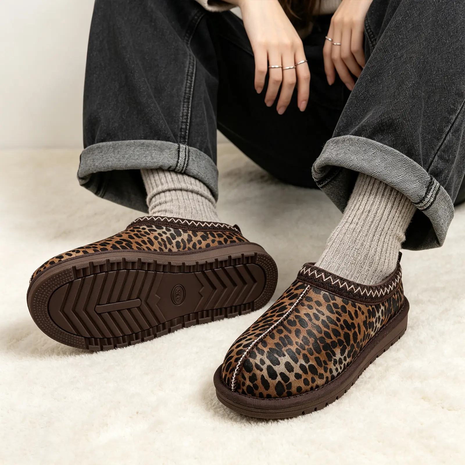 EVELLYHOOTD Women's Braided Leather Mini Platform Boots