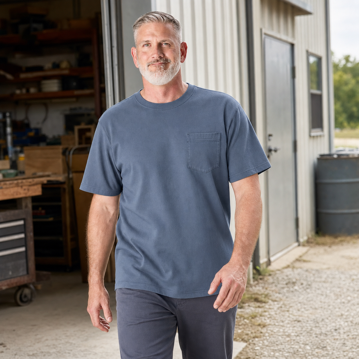 Bluestone heavyweight pocket T-shirt outdoors
