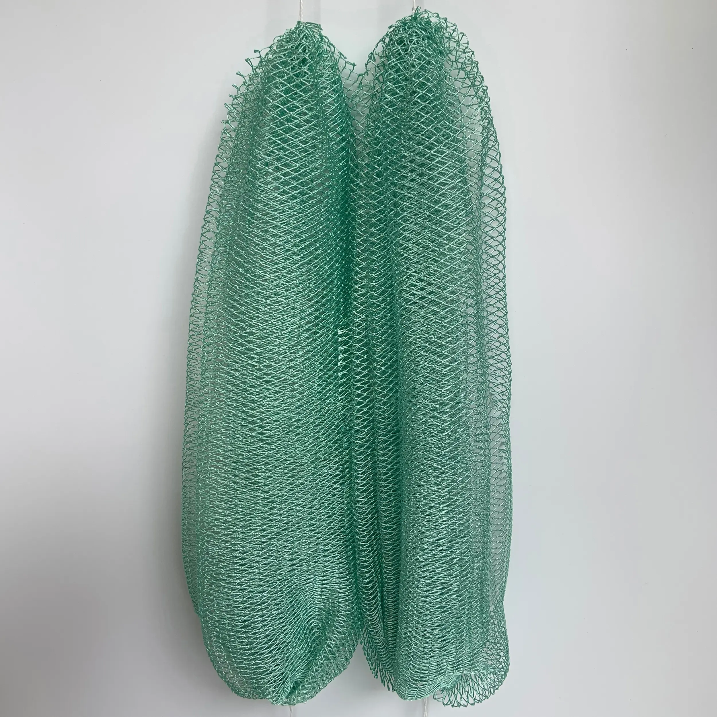 Autc African Exfoliating Bath Sponge for Deep Cleansing