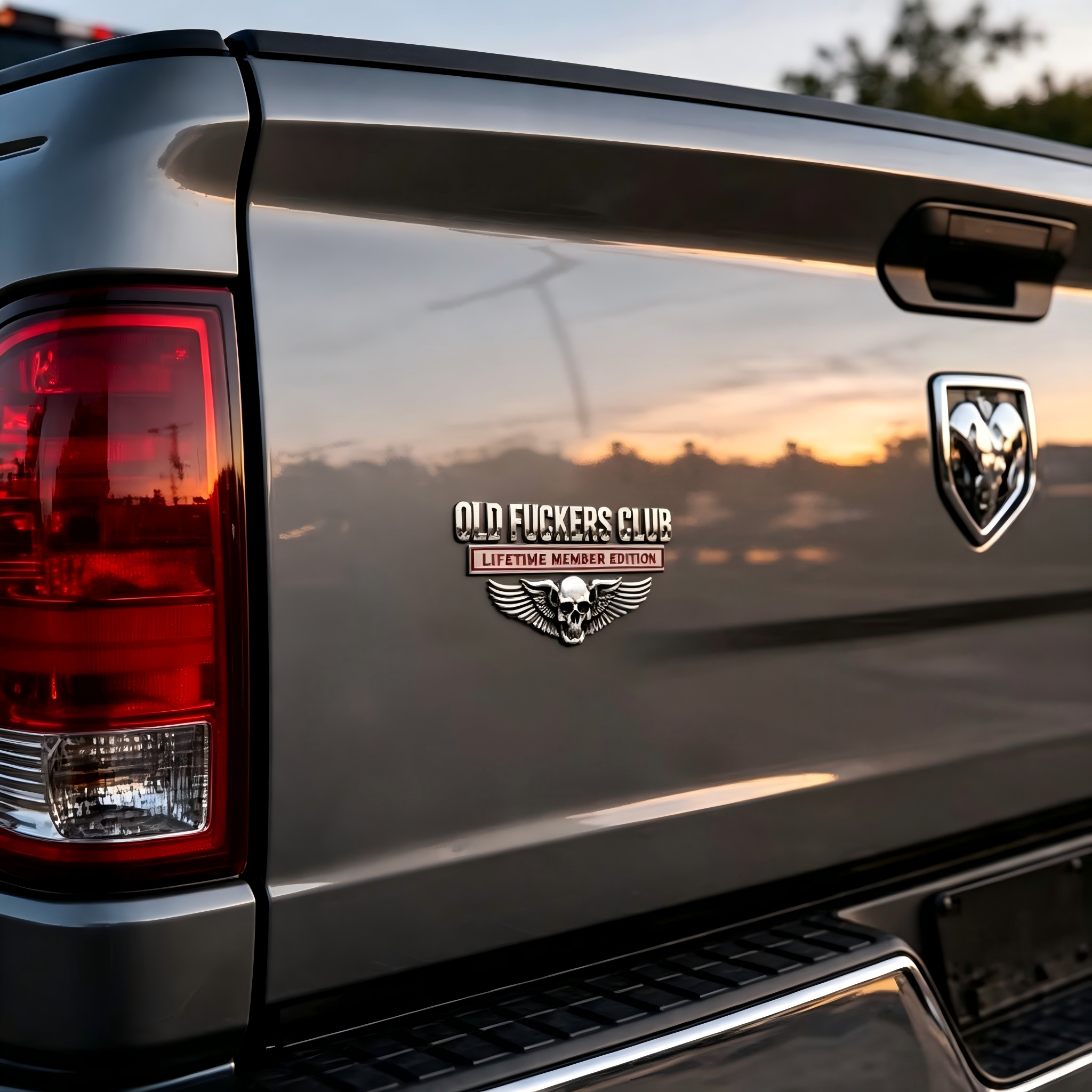 💀OLD F*CKERS CLUB Metal Car Emblem