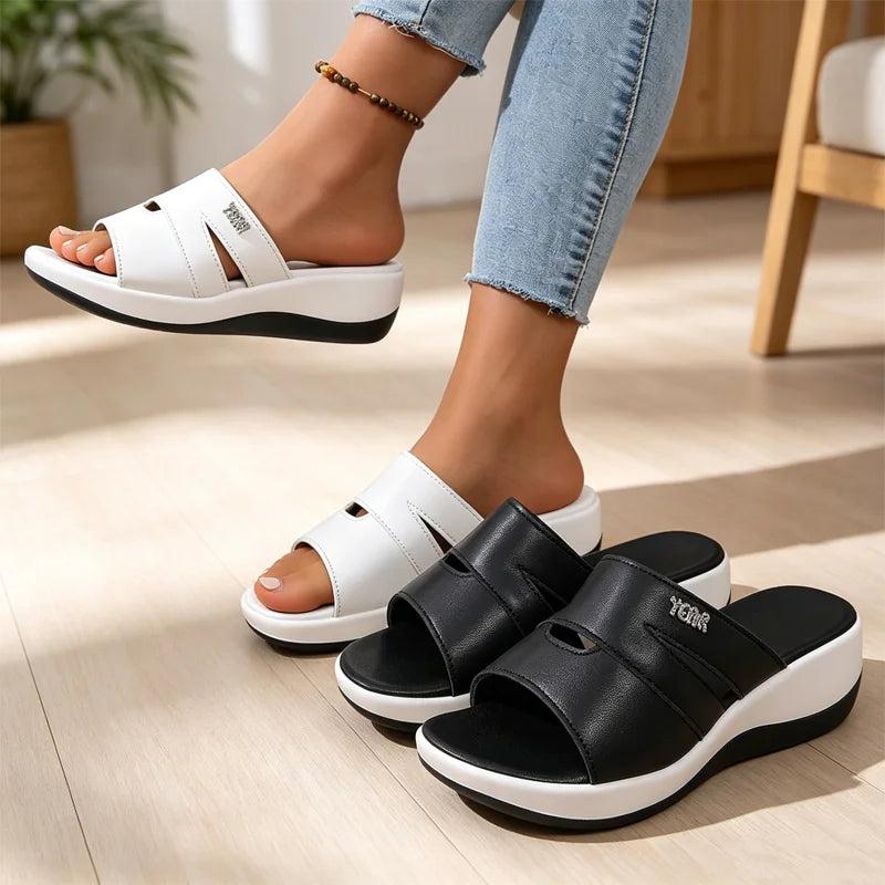 🖤Elegantné papuče z prírodnej kože s kamienkami a klinovou podrážkou