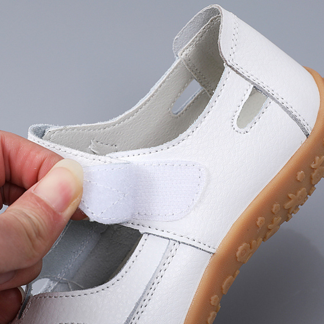 Uniqcomfy Wide Toe Box and Wide Size Leather Shoes