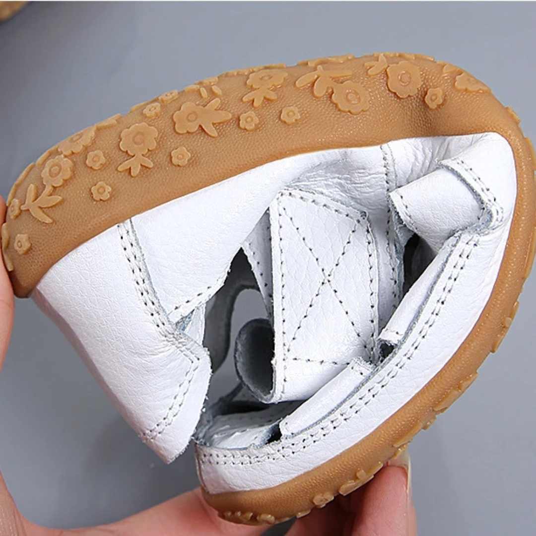 Uniqcomfy Wide Toe Box and Wide Size Leather Shoes