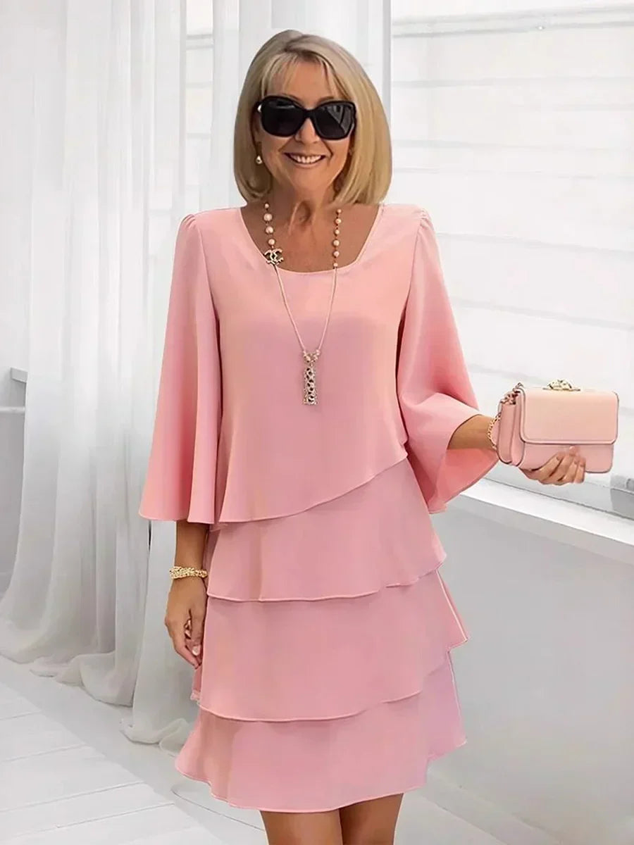 [The price returns to normal tomorrow.]Women's Tiered Ruffle Dress with Flared Sleeves