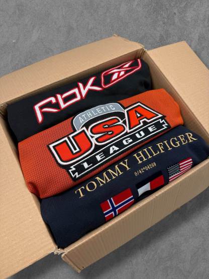 Premium Vintage Sweaters &amp; Hoodies Box – 20 Pieces