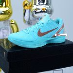 Jalen Brunson x Nike Zoom Kobe 6 Protro Statue of Liberty PE IQ5774-300 - Image 2