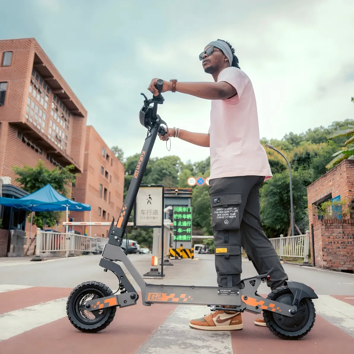 KuKirin G2 Electric Scooter