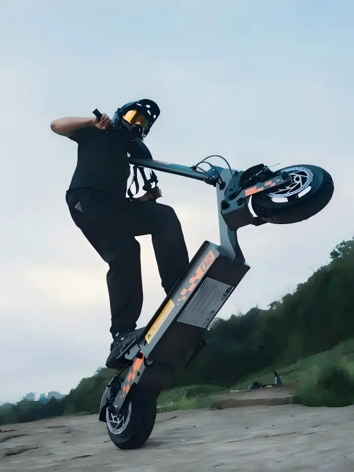 KuKirin G2 powerful electric scooter,wheelie stunt riding,on dirt offroad ground, 800W motor, 55km max range, global kukirin