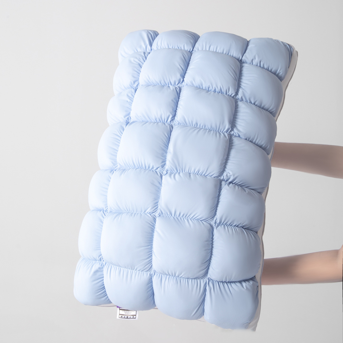 Ultra Fluffy Cooling Ice Silk Cloud Pillow Even Pressure Relief Bed Pillow