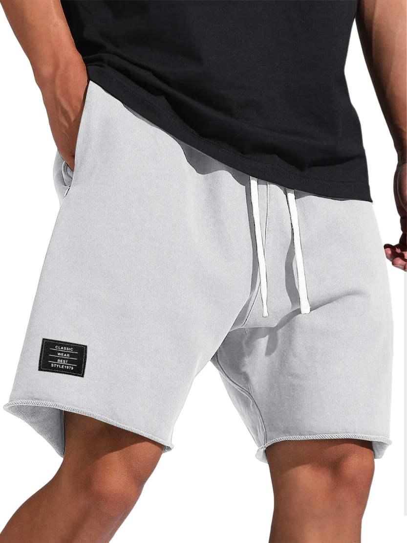 Sportliche Herren-Shorts mit Taschen und Logo-ZierMode
