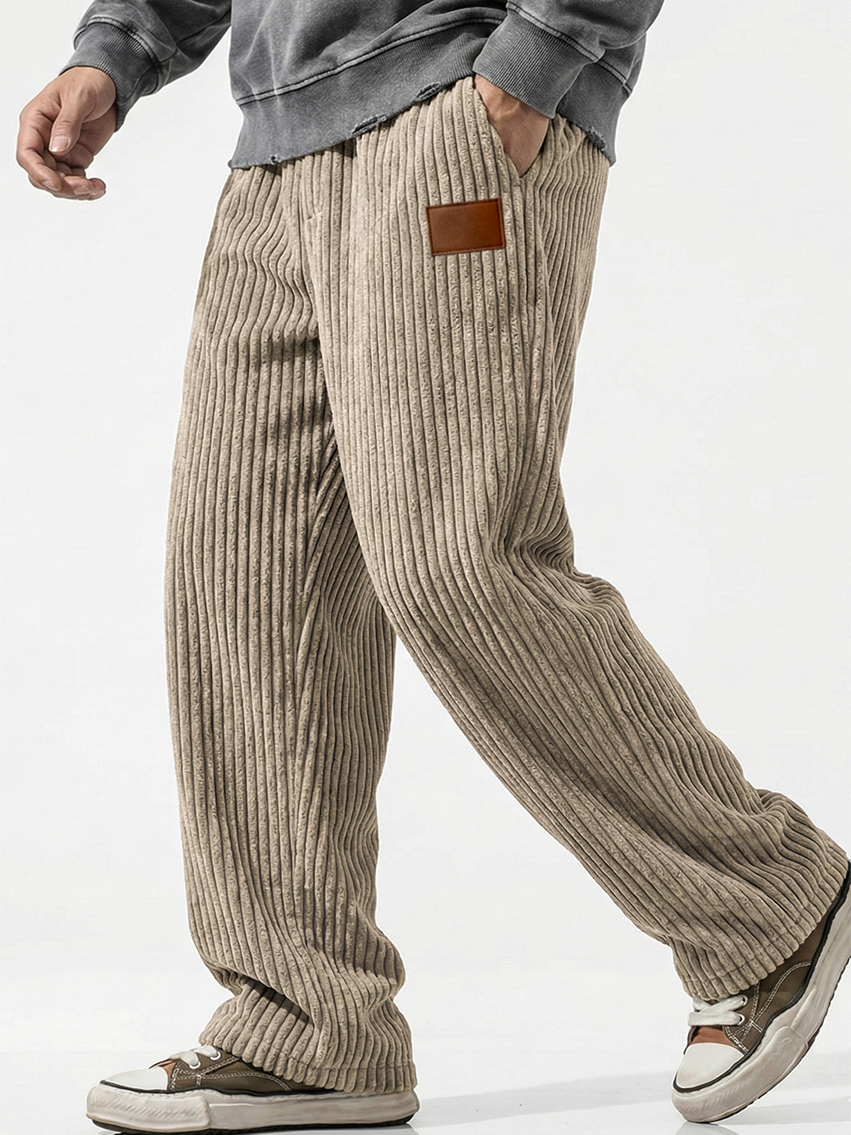 Cordhose mit vertikalen Streifen und Stickerei-deurabatt