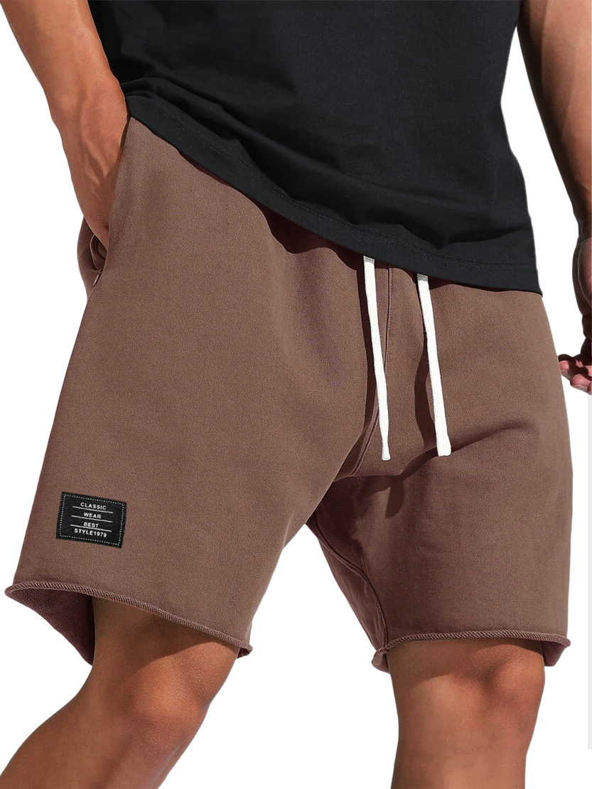 Sportliche Herren-Shorts mit Taschen und Logo-ZierMode