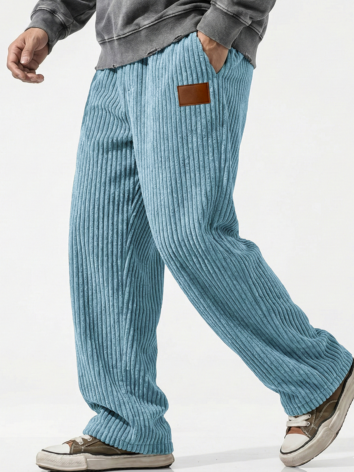 Cordhose mit vertikalen Streifen und Stickerei-deurabatt