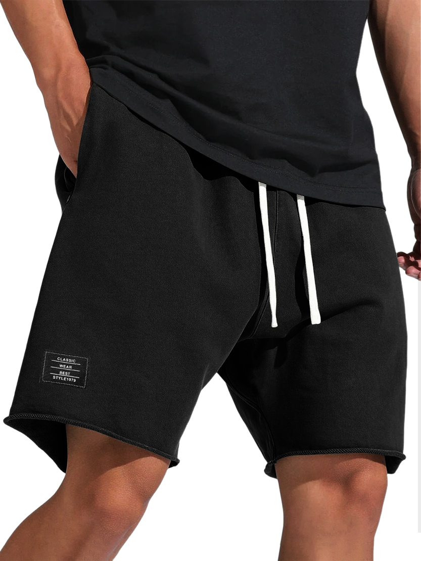 Sportliche Herren-Shorts mit Taschen und Logo-ZierMode