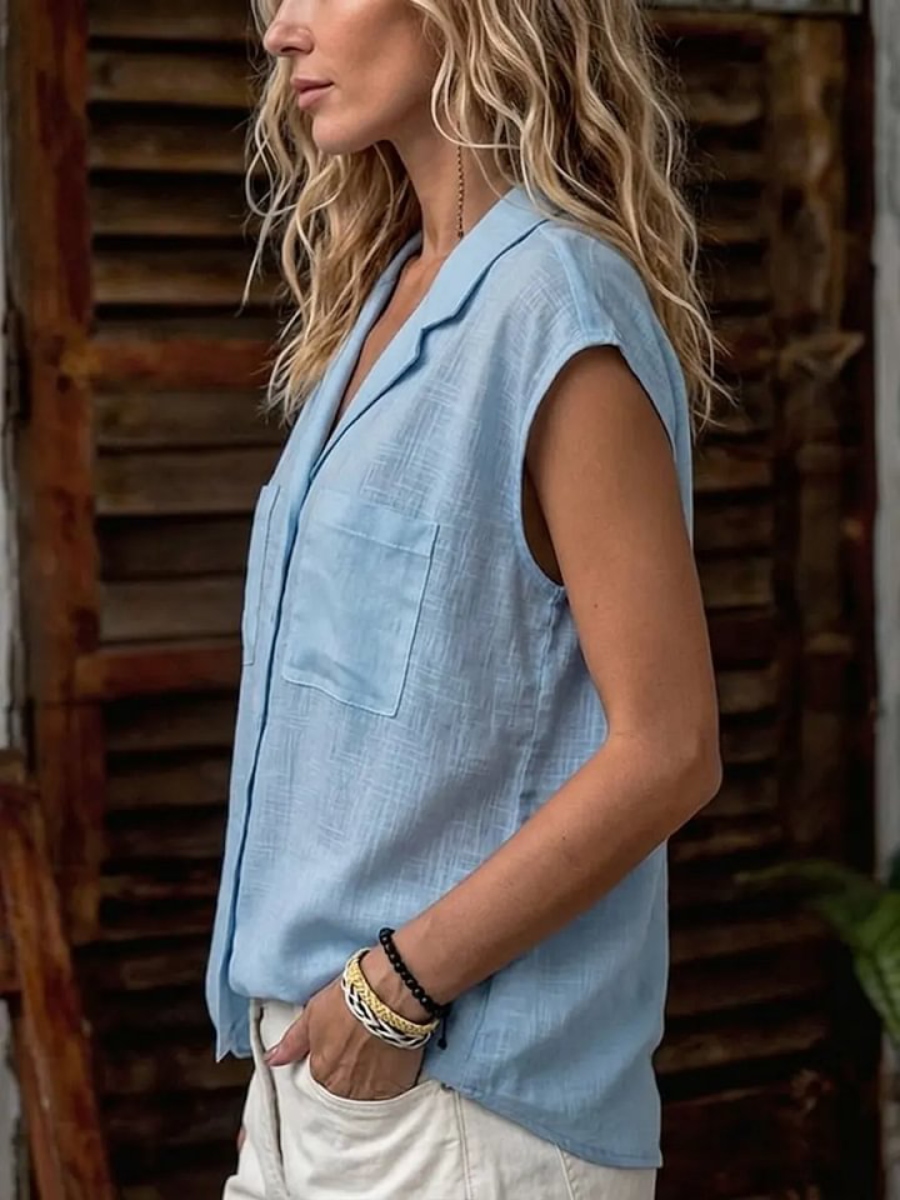 NEW ARRIVALS🔥Women's Sleeveless Shirt With Double Pockets And Turn-down Collar