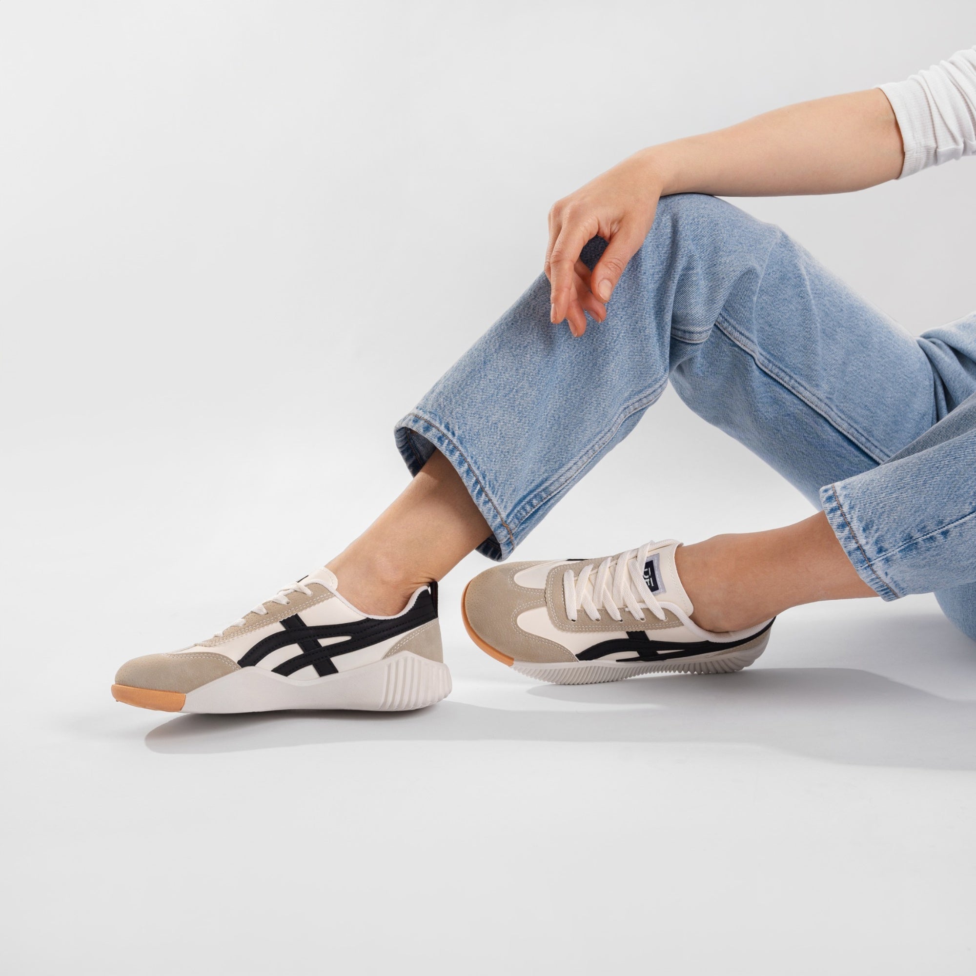 ☁️ DF Cloudea Sneakers | Cloud Comfort Walking Shoes - 50% OFF 🔥