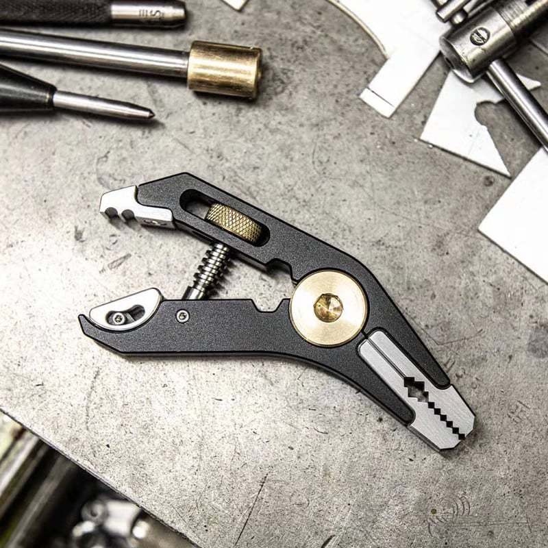 ✨ From Wrench to Pliers, One Grip Does It All! Pocket Grip – The Ultimate 5-in-1 Upgrade! 💪