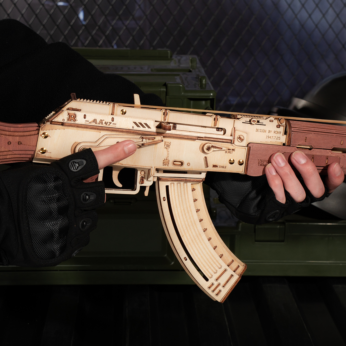 🔫ROKR AK-47 Assault Rifle Gun Toy 3D Wooden Puzzle LQ901🎁