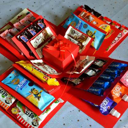 49% OFF!!🎄50K+ SOLD! 🎁✨Surprise Explosion Gift Box Kit(Does not contain sweets)