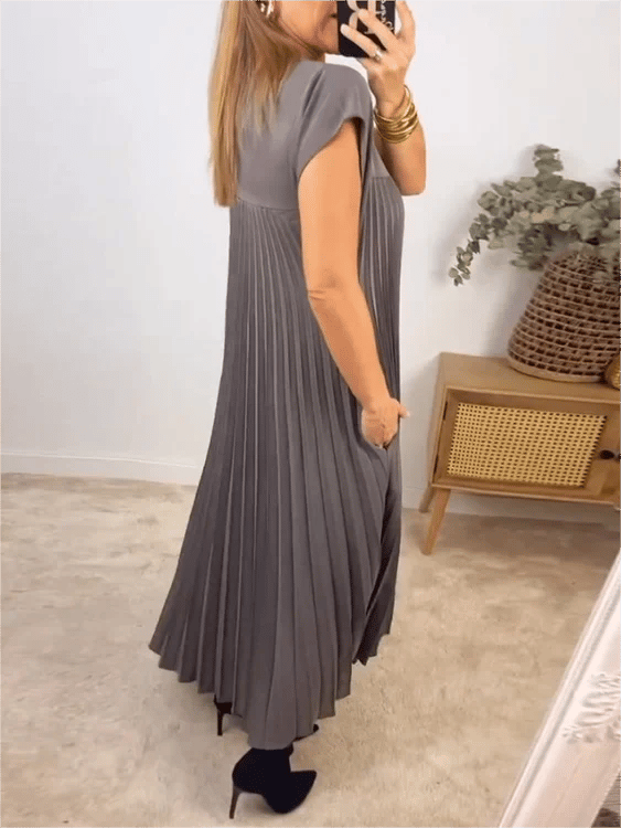 🎉Sleeveless Pleated Simple Solid Color Dress
