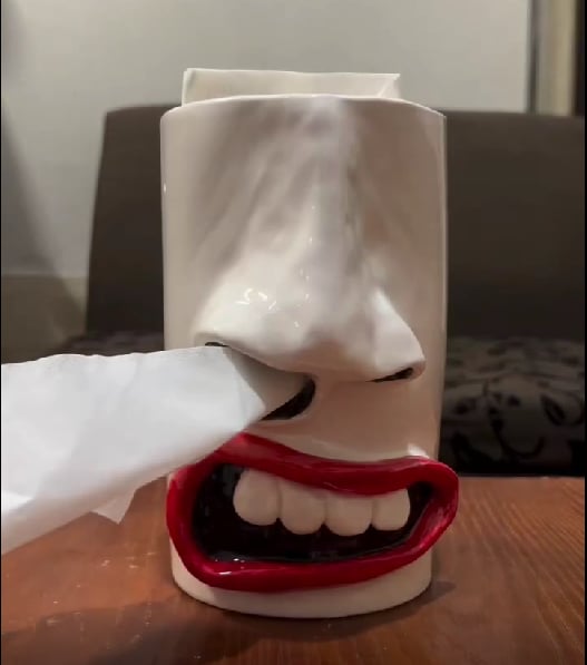 🔥LAST DAY 50% OFF - 🧻Handmade Funny Face Tissue Holder