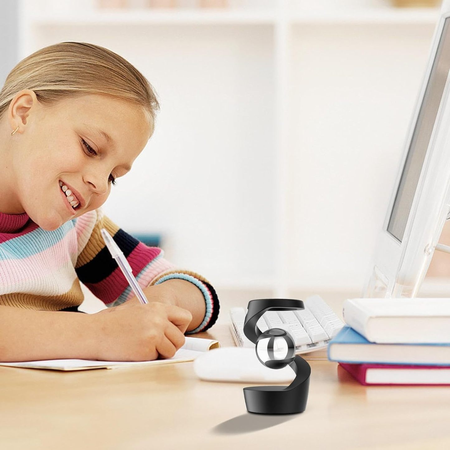 ✨Gravity Defying Kinetic Desk Toy
