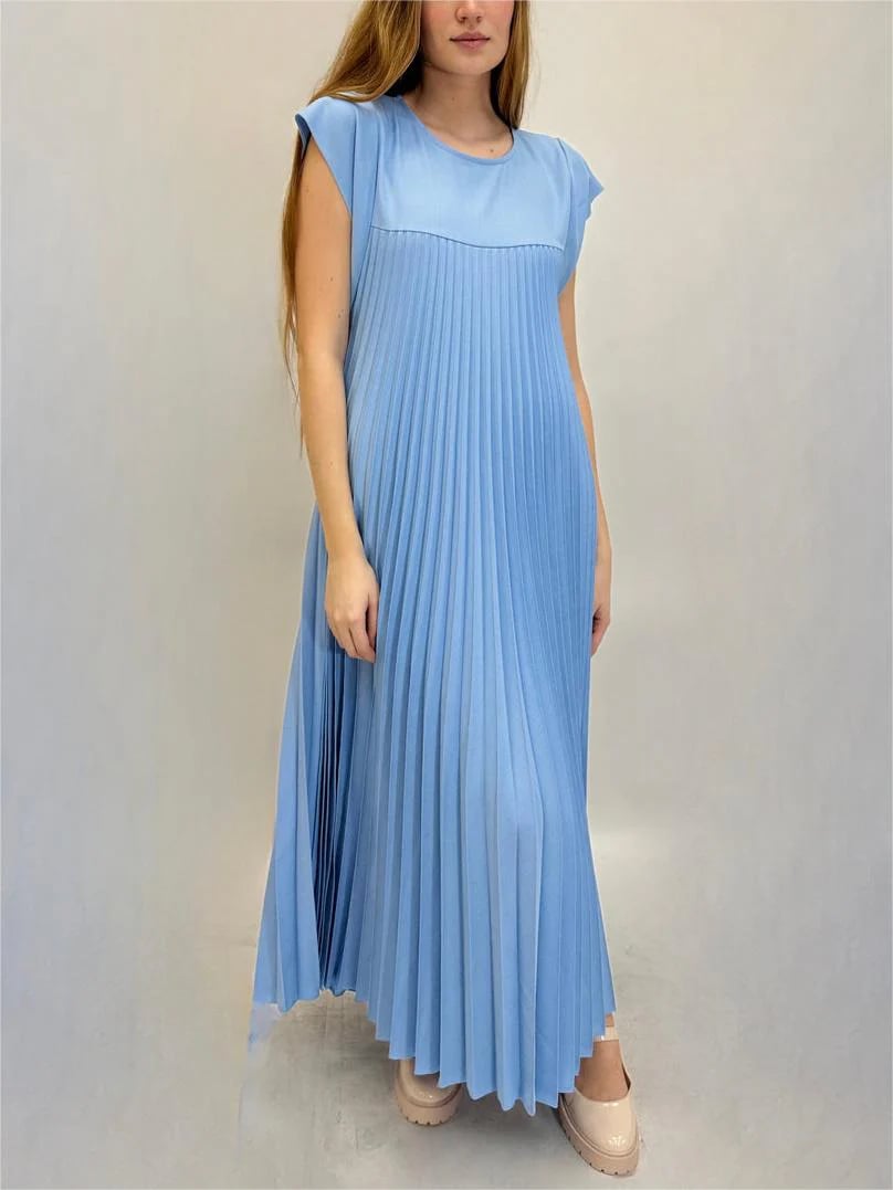 🎉Sleeveless Pleated Simple Solid Color Dress