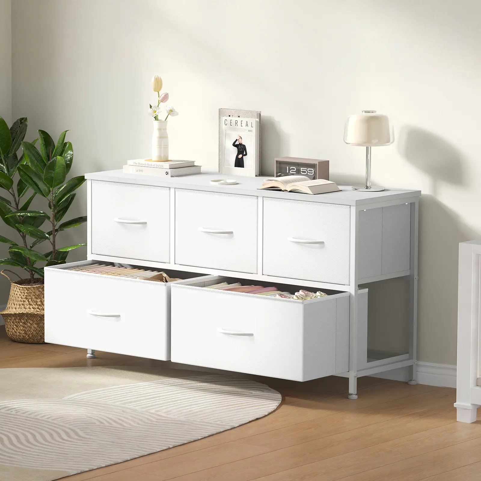 5-Drawer Sturdy Chest of Drawers - Modern Dresser Storage Chest