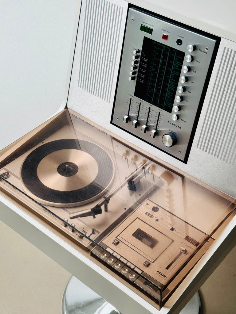 Vintage Stereo Hi-Fi Sound System