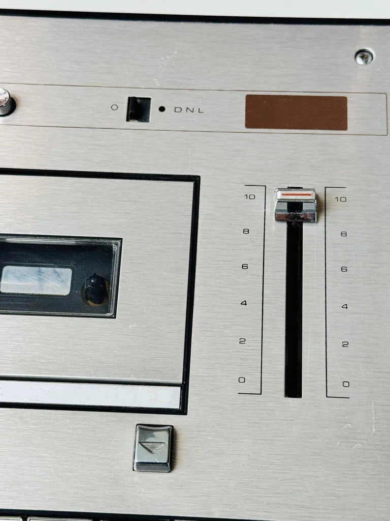 Vintage Stereo Hi-Fi Sound System