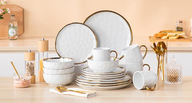 16‑Piece Gold‑Rim Porcelain Dinner Set for 4, White Black Green Tableware