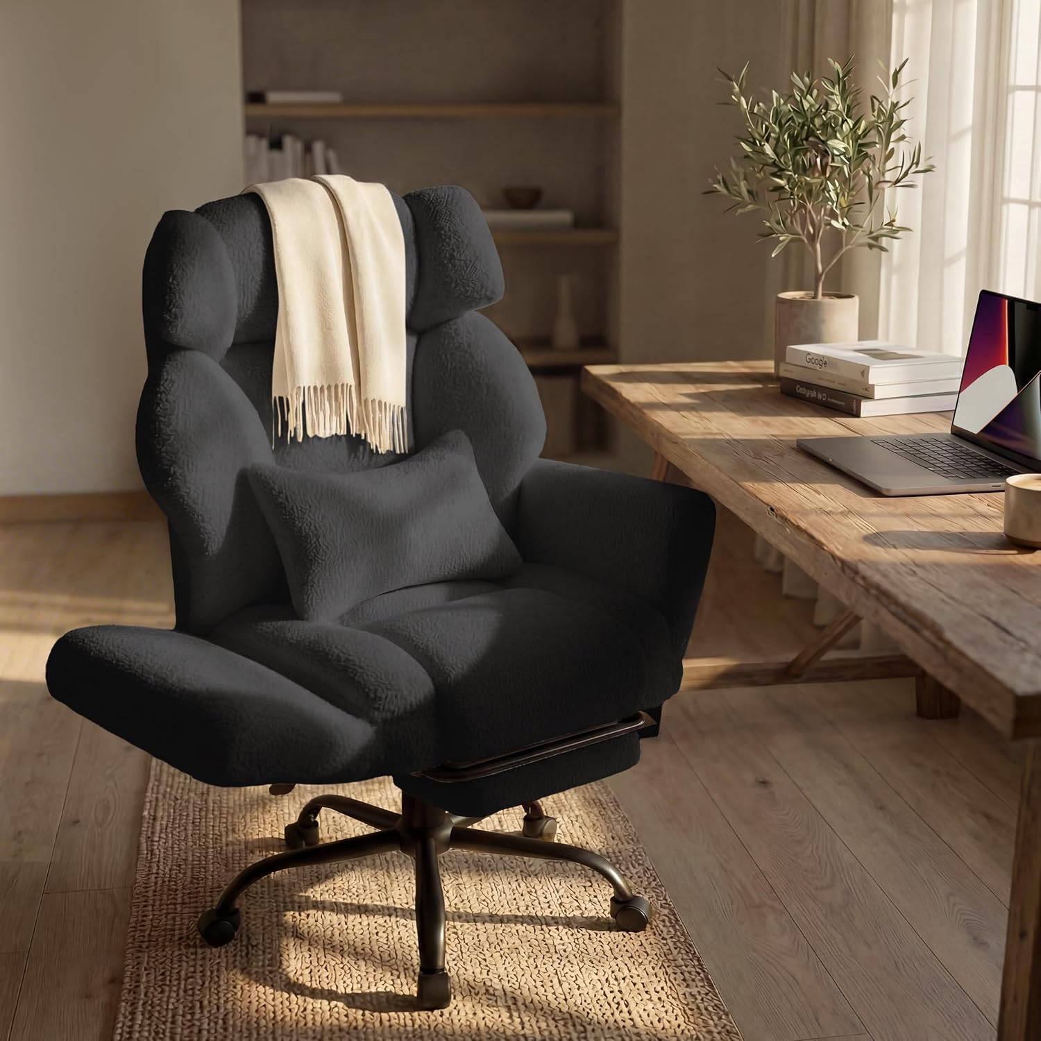Office Chair with Flip Armrests,Big and Tall Office Chair with Foot Rest,Extra Wide Seat & Lumbar Pillow,Ergonomic Computer Gaming Chair,Comfy Criss Cross Chair for Pets Sitting,Teddy Fleece,White