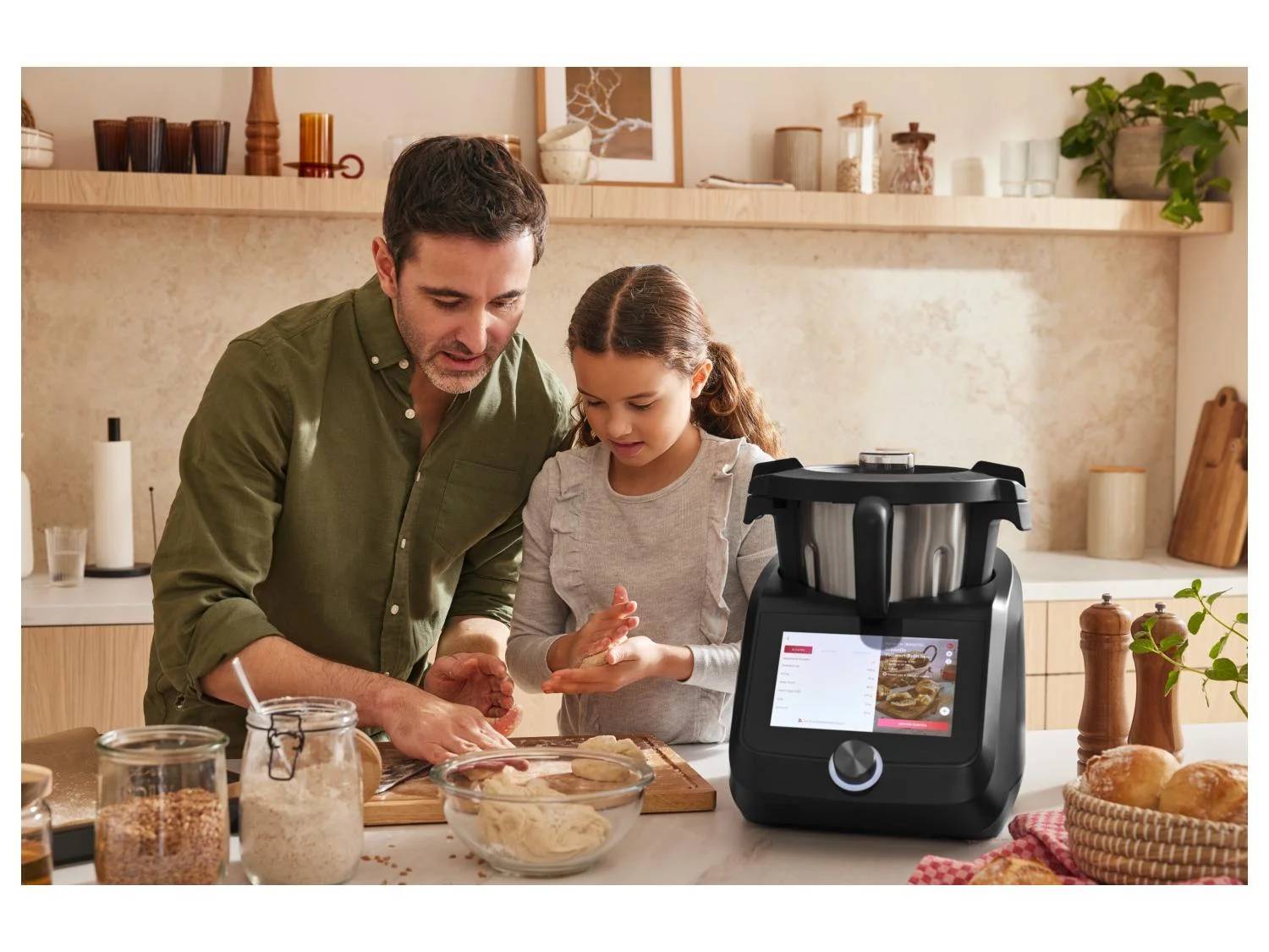 The Smart Kitchen Robot | Ultimate All-in-One Cooker