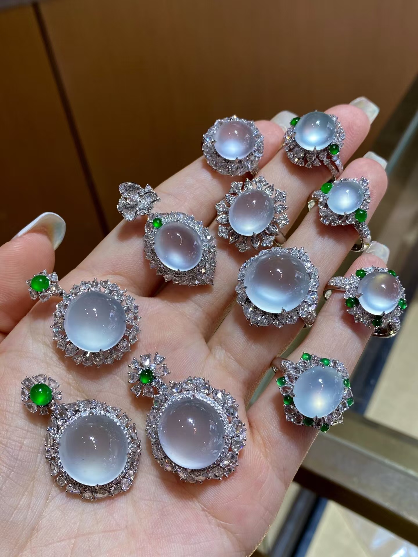 纯天然缅甸A货翡翠戒面
