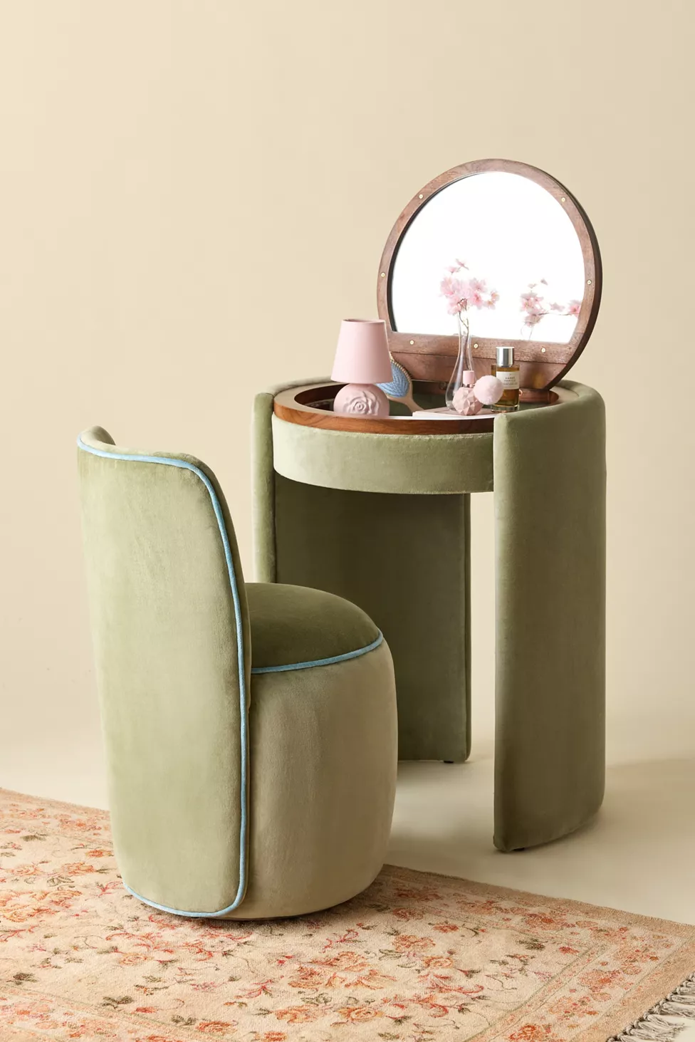 Whzyxd Upholstered Vanity & Stool Set