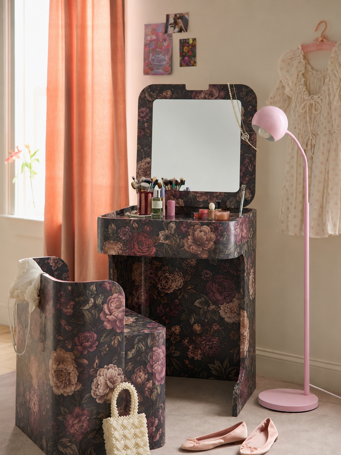Whzyxd Upholstered Vanity & Stool Set