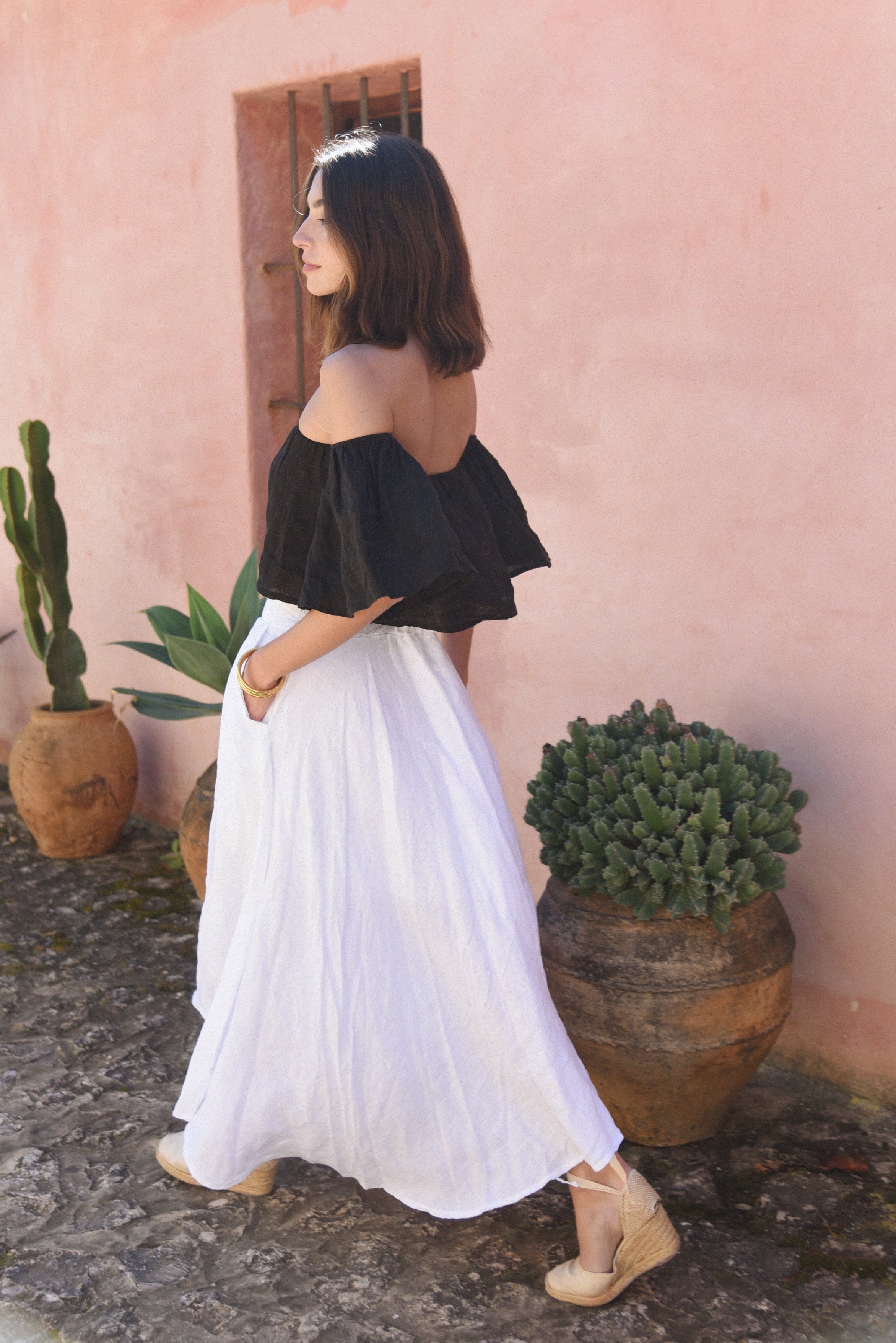 “Soft knits and breezy linen—your new uniform for slow mornings and sunny days.”