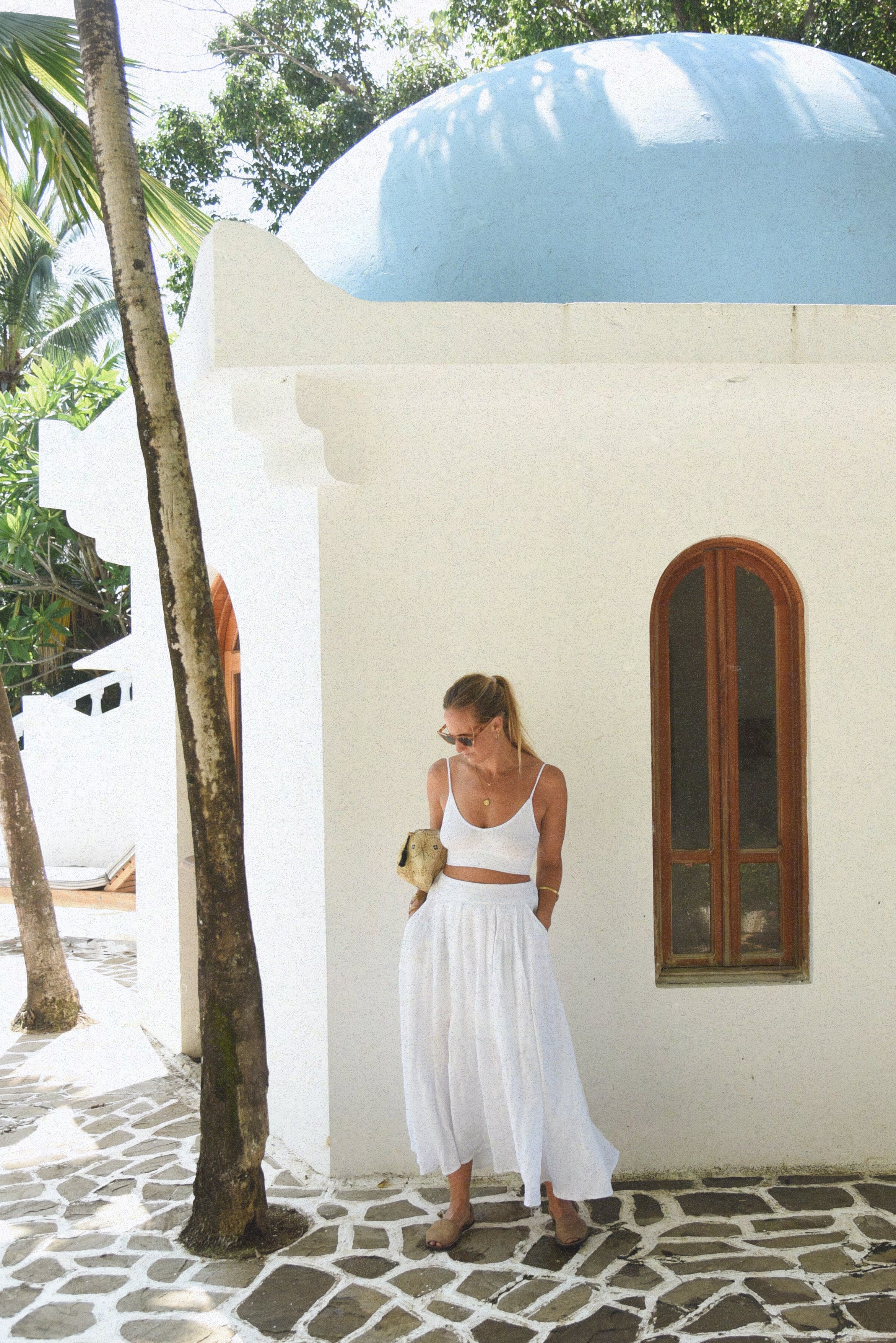 “Soft knits and breezy linen—your new uniform for slow mornings and sunny days.”