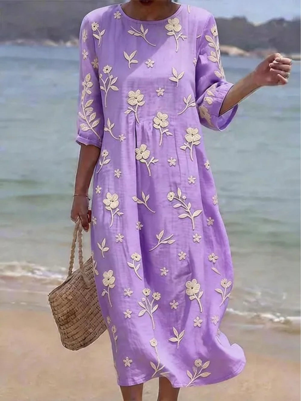 Leichtes Komfort Sommerkleid mit elegantem Rundhals Ausschnitt