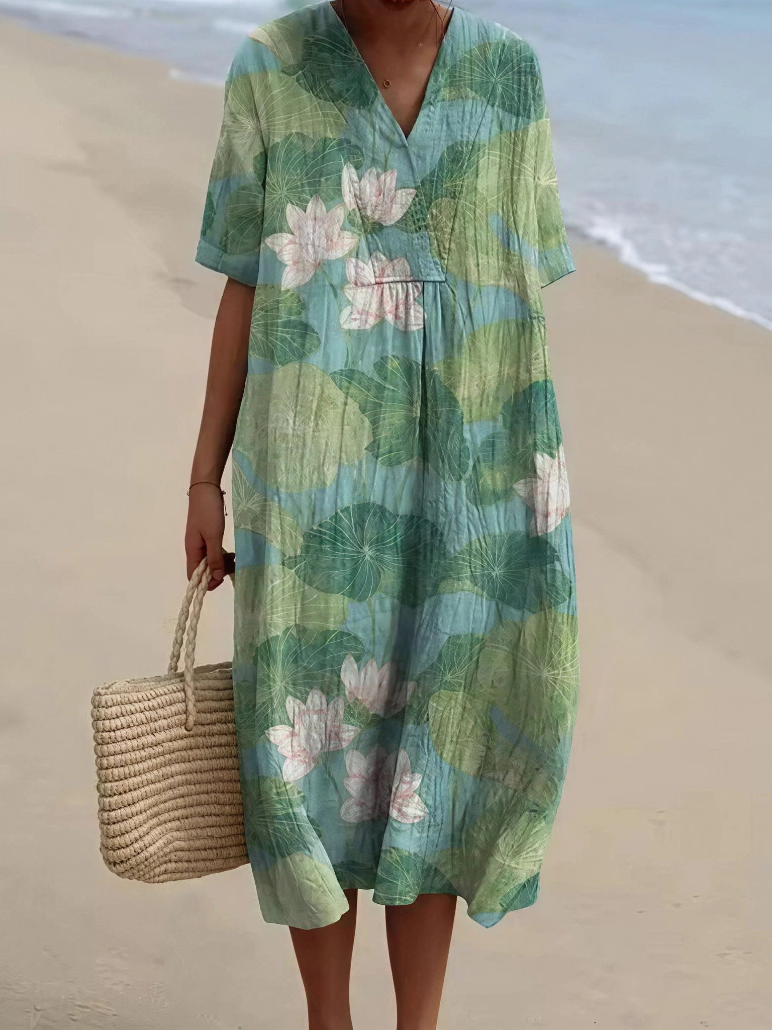 Wildflower Summer – Kleid mit V-Ausschnitt