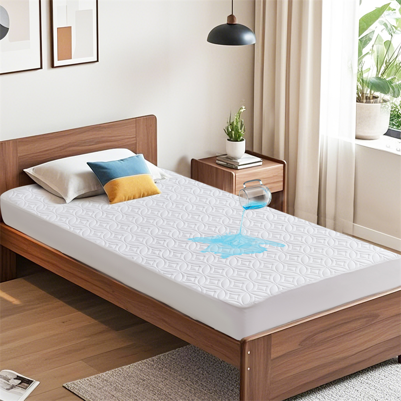 Waterproof Single Bed Noiseless Solid Color Good Luck Charm Print Mattress Protector