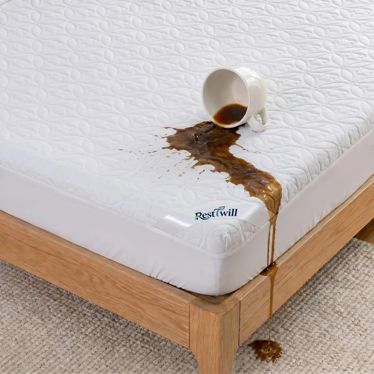 Waterproof Single Bed Noiseless Solid Color Good Luck Charm Print Mattress Protector