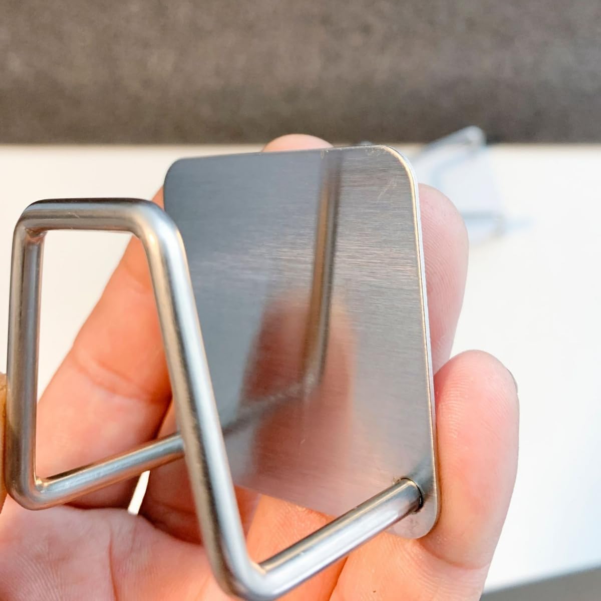 🪝 4-Pack Stainless Steel Self-Adhesive Wall Hooks – Multi-Purpose, Holds Up to 3kg