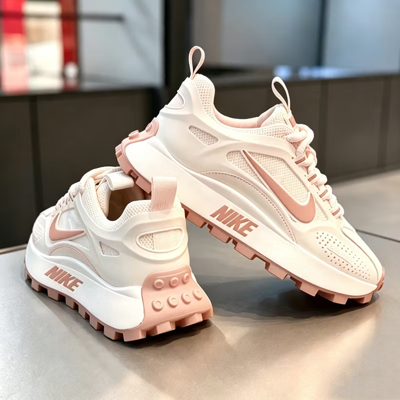 Nike univerzális trendi sportcipők vastag, ütéscsillapító talppal és csúszásgátló mintázatú külső talppal