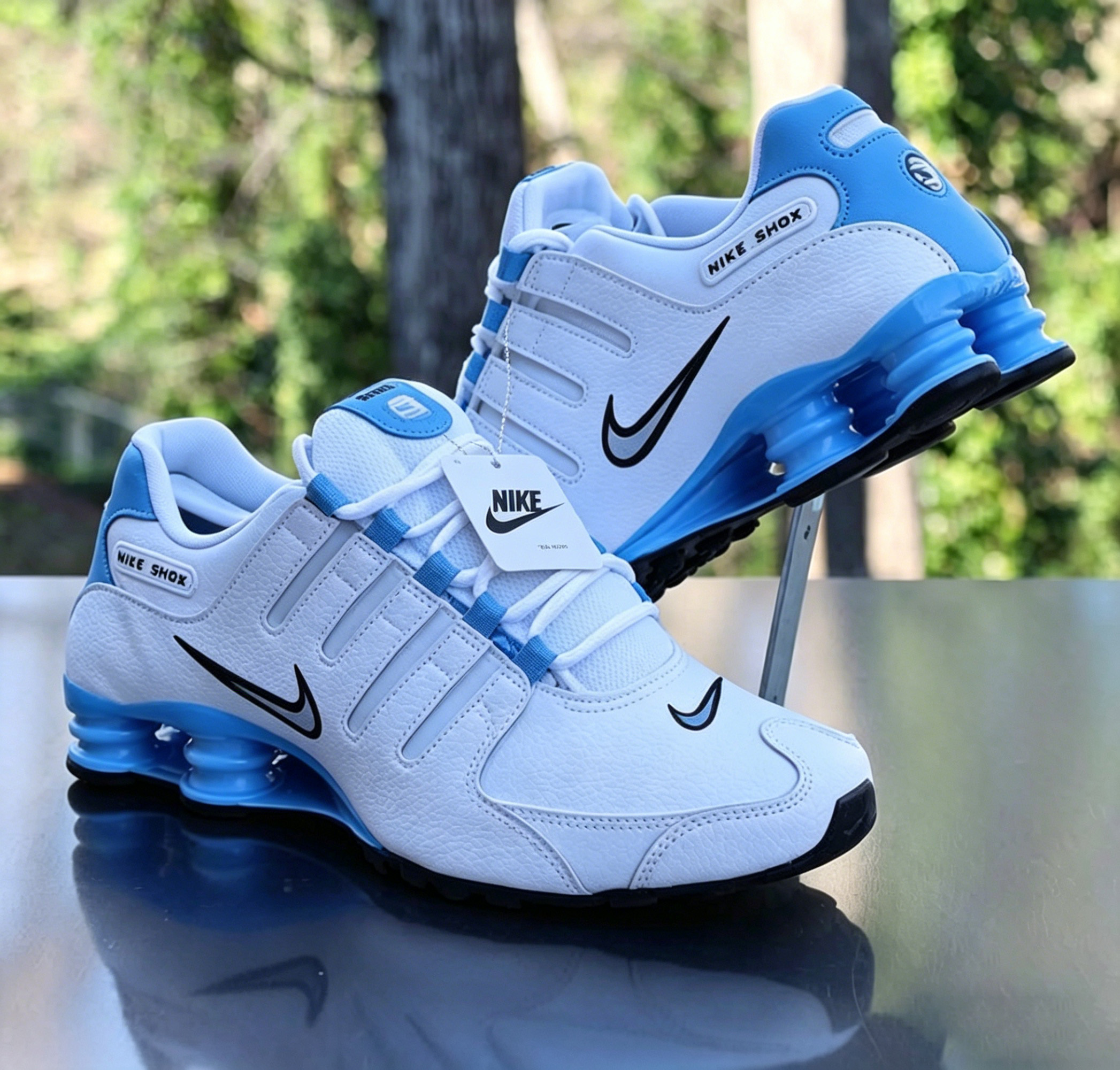 Męskie buty sportowe z serii Nike Shox