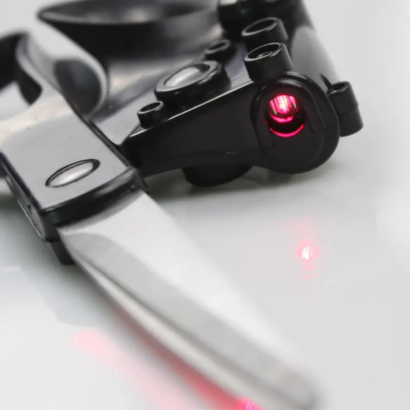 Heavy-Duty Laser-Guided Scissors – Ergonomic Stainless Steel for Fabric, Paper & Crafts