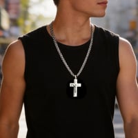 Herren-Kreuzkette im trendigen Stil