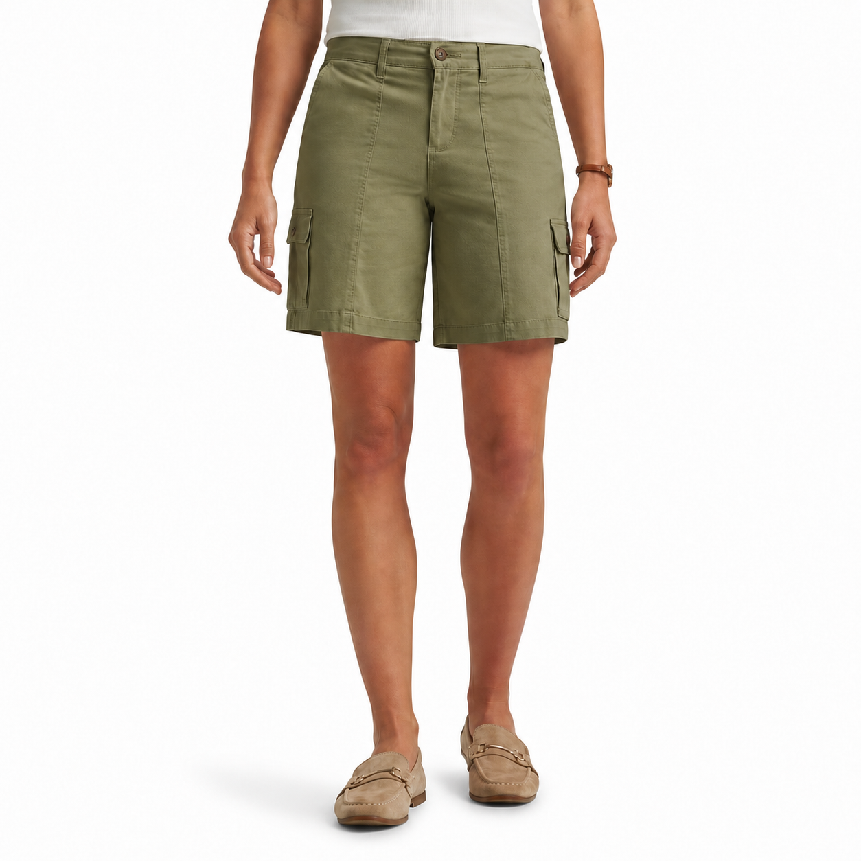 Comfort and fit detail for women's relaxed cargo shorts