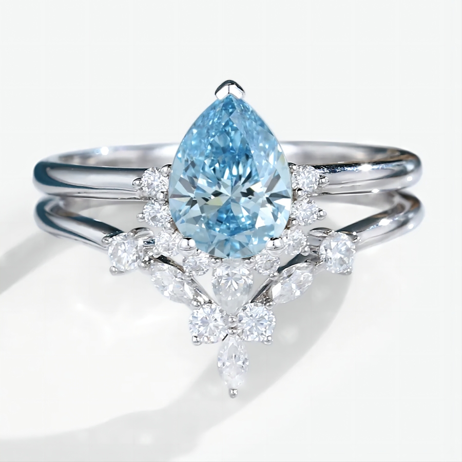 How to Wear a Pear-Shaped Ring?