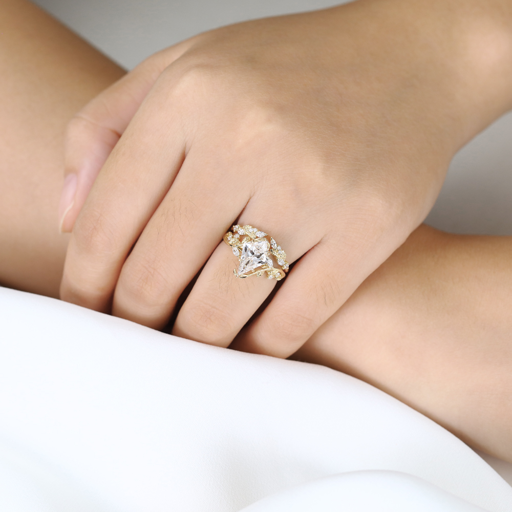 Lab Created Diamond Rings​ Set 1.2ct Kite Cut Lab Diamond Engagement Ring Vine & Leaf Bridal Ring Set in Yellow Gold
